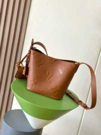 Picture of Louis Vuitton Handbags _SKUfw220044848fw